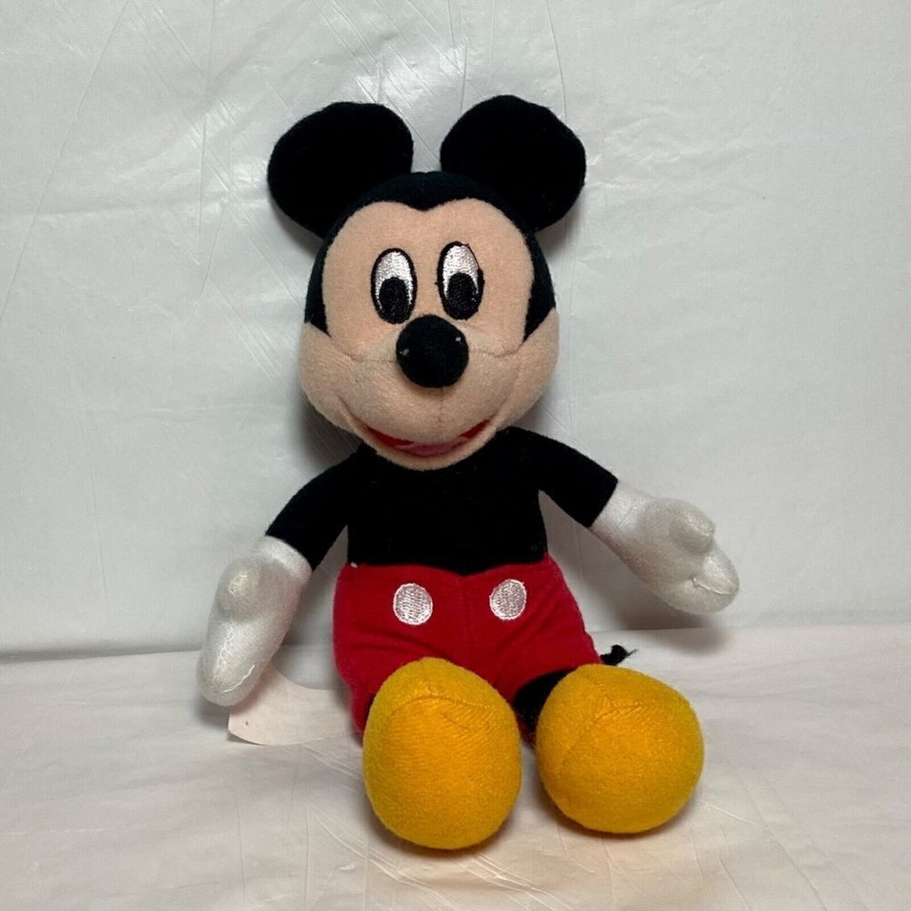 Disney Enterprises Inc. Mickey Mouse 2009 Stuffed Plush Reg. No. PA-5497 (HK)
